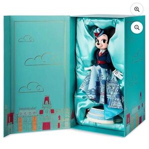 Limited Edition Minnie Mouse The Main Attraction Doll